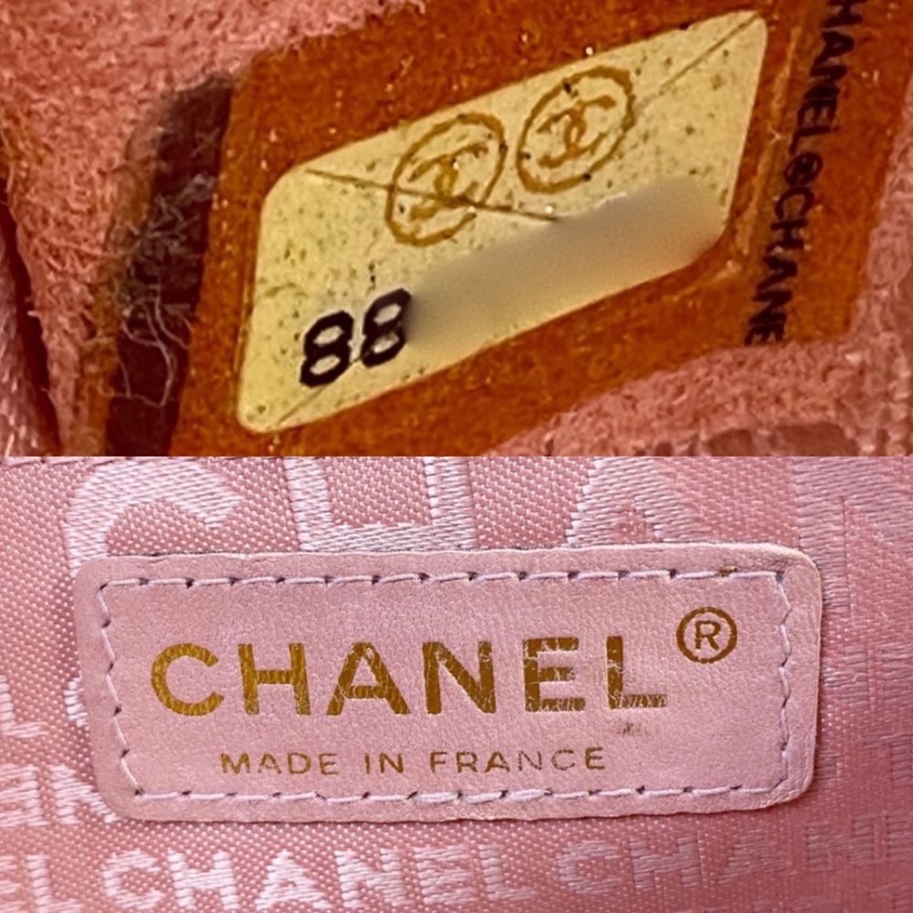 CHANEL Rare Pink Lambskin Single Flap Crossbody - Picture 15 of 16